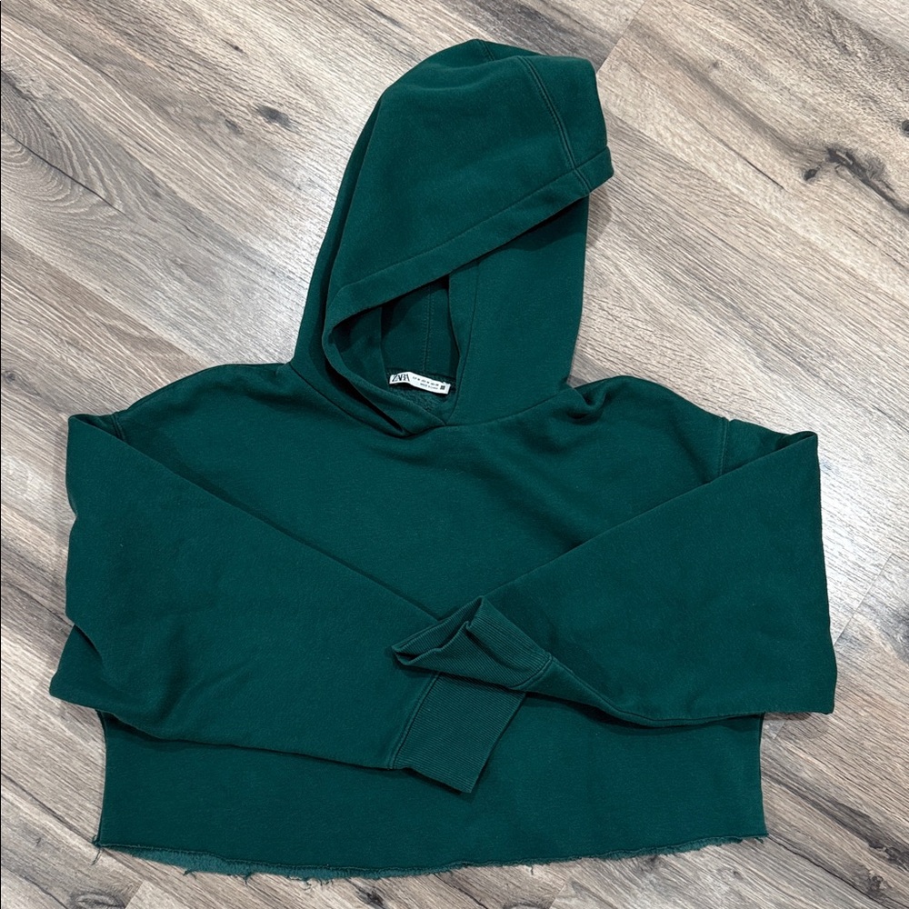 Green Cropped Hoodie